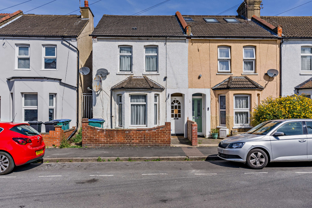 Main image of property: Kings Avenue, Watford, Hertfordshire, WD18