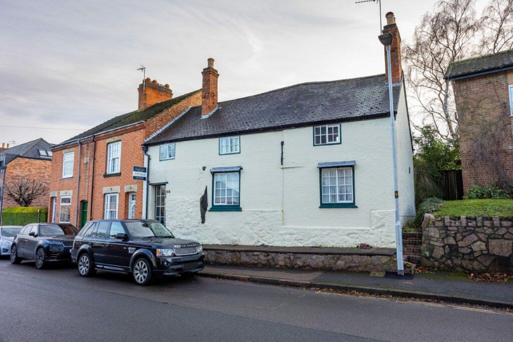 3 bedroom cottage for sale in Fowke Street, Rothley, LE7