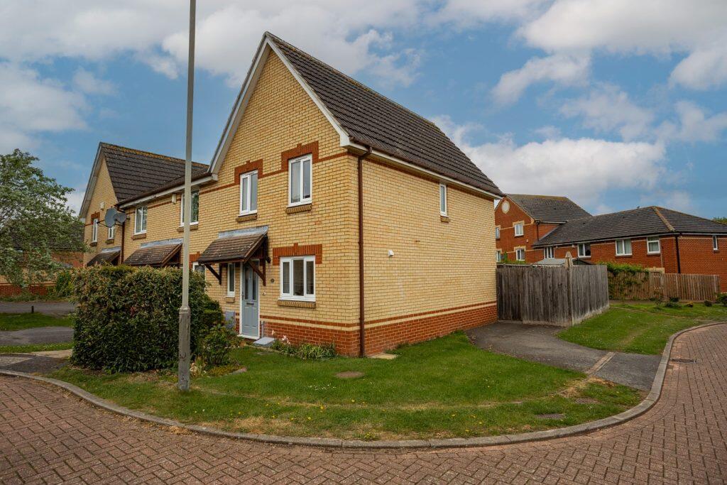 Main image of property: Headingley Close, Leicester, LE4