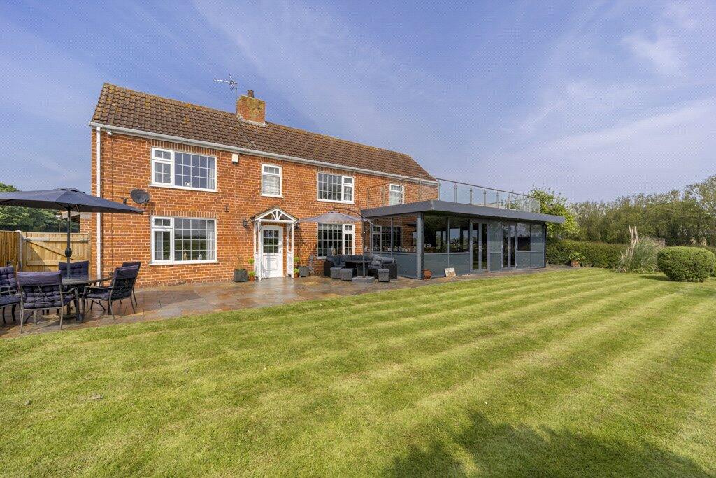 Main image of property: Skegness Road, Hogsthorpe, Skegness, PE24