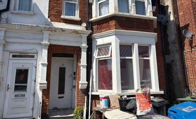 Main image of property: 11A Windmill Road, Croydon, Surrey, CR0 2XR