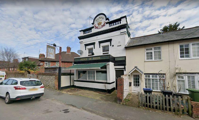 Main image of property: 55 Hampstead Road, Dorking, Surrey, RH4 3AH