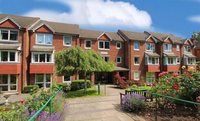 Main image of property: Flat 44, Heath Court, Heath Road, Haywards Heath, West Sussex, RH16 3AF