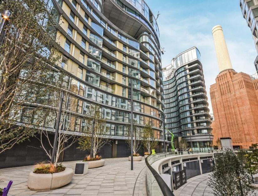 Main image of property: Apartment 908 Oakley House, 10 Electric Boulevard, London, SW11 8BT