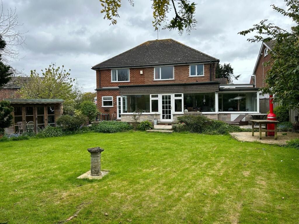 4 bedroom detached house for sale in Churchway, Alvanley, WA6