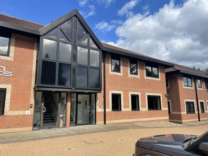 Office to lease in Unit 3 Chiltern Court, Asheridge Road, Chesham