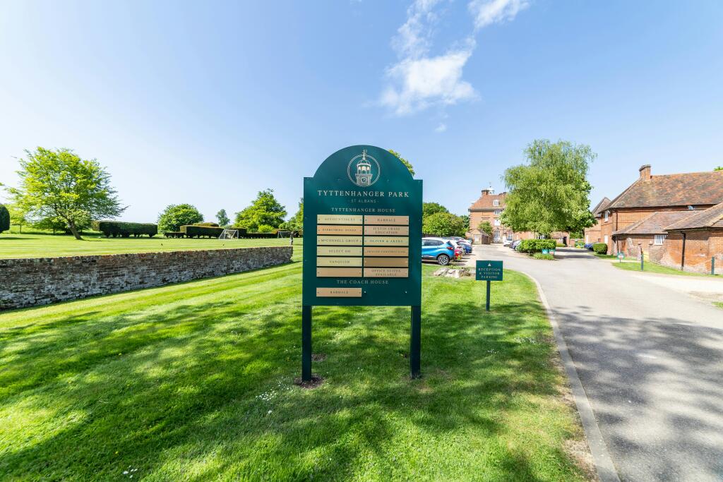 Tyttenhanger Park52.jpg