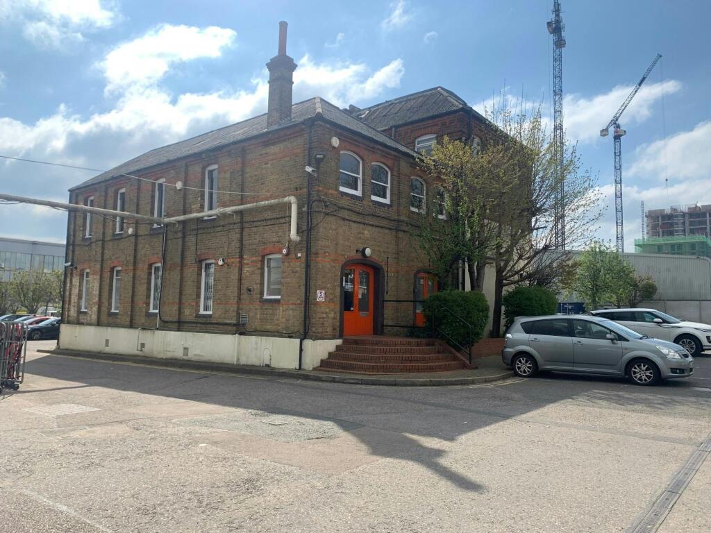 Main image of property: Centre Block, Hille Business Centre, 132A St. Albans Road, Watford, WD24 4AE
