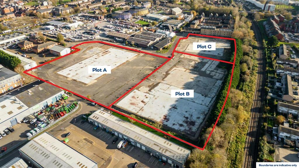 Gatehouse Close Aylesbury38 v2.jpg