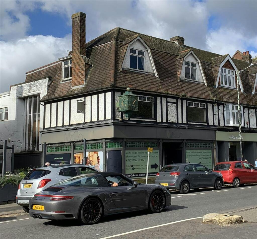 Main image of property: 6 High Street, Harpenden, AL5 2TB
