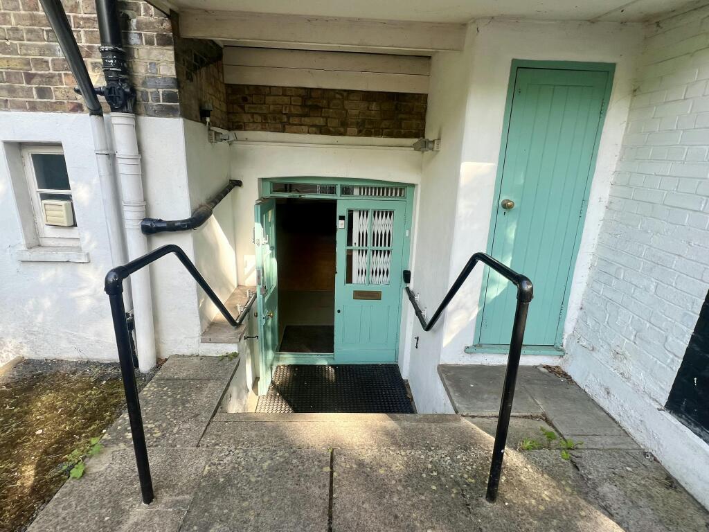 Independent Entrance.jpg