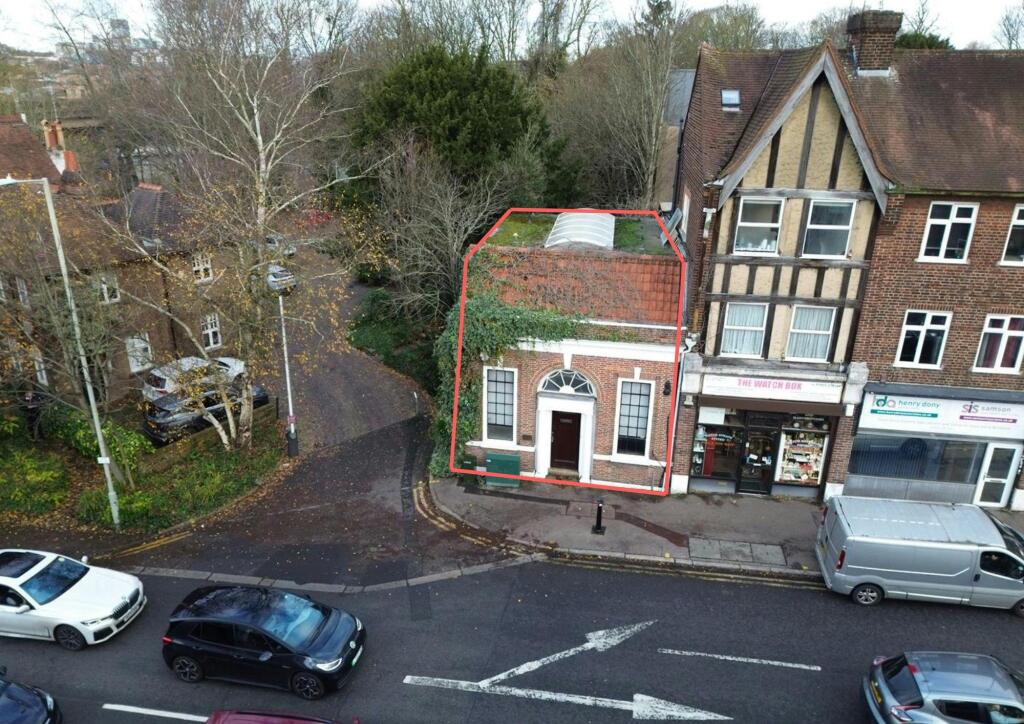 Main image of property: 12 Ye Corner, Chalk Hill, Watford, WD19 4BG