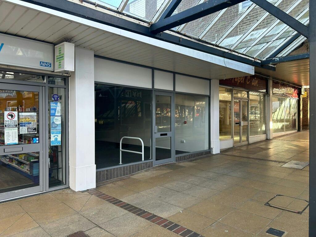 Main image of property: 9 Triangle Shopping Centre, Frinton-on-Sea, CO13 0AU