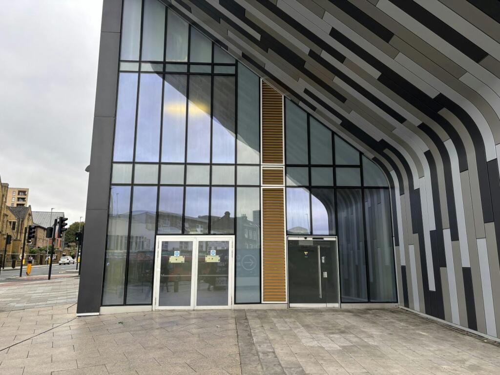 Main image of property: Unit 7 Tesco Extra, Anglesea Road, Woolwich, SE18 6HF