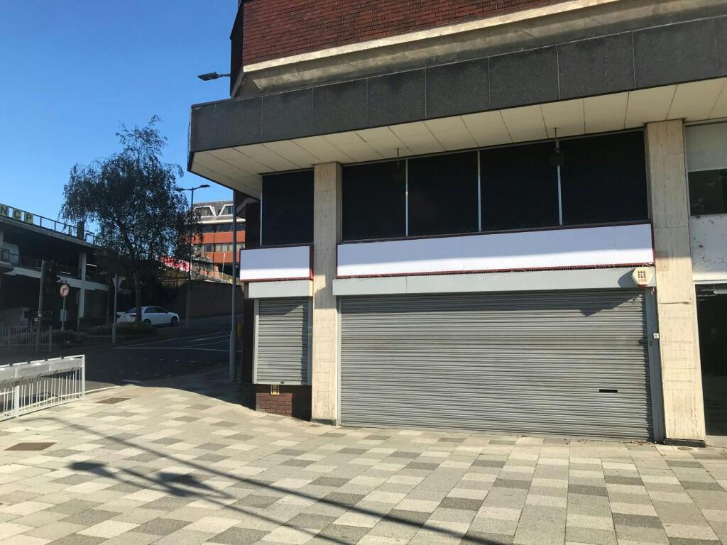 Main image of property: 107 Marlowes, Hemel Hempstead, HP1 1BB