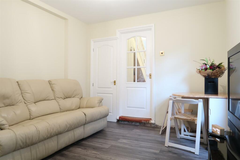 Additional property image - Dingle Road, Penarth