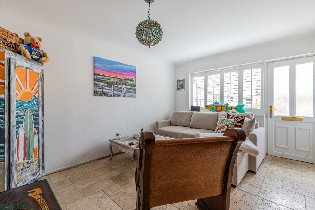 Additional property image - Plas Pamir, Penarth