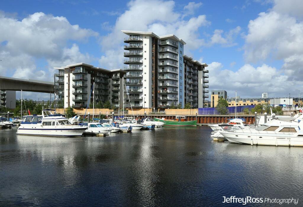 3 bedroom apartment for rent in Watkiss Way, Cardiff Bay, CF11