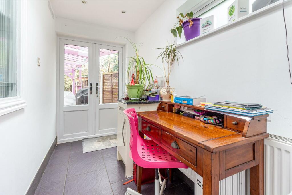 3 bedroom terraced house for sale in Brook Street, Stourbridge, DY8