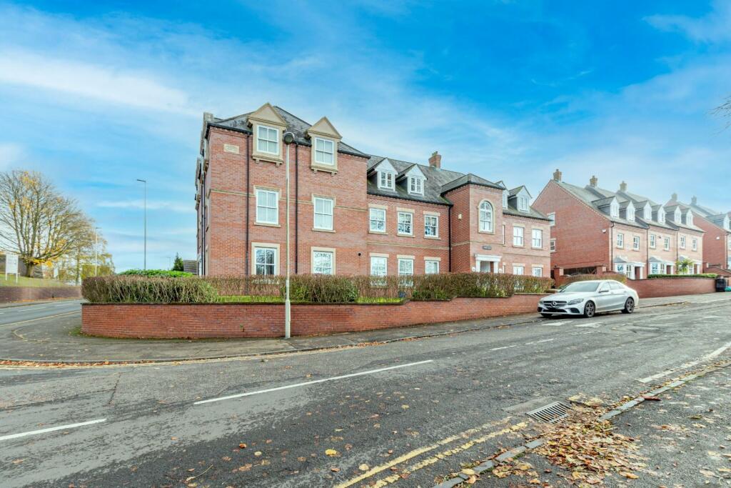 3 bedroom penthouse for sale in Love Lane, Stourbridge, DY8 2BU, DY8