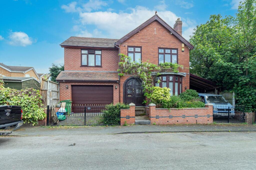 Main image of property: Monument Avenue, Stourbridge, DY9 8XS