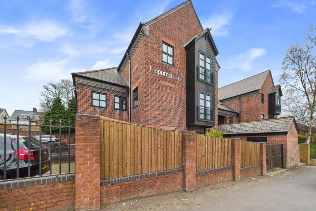 Main image of property: Stourbridge Road, Stourbridge, DY9 7BX