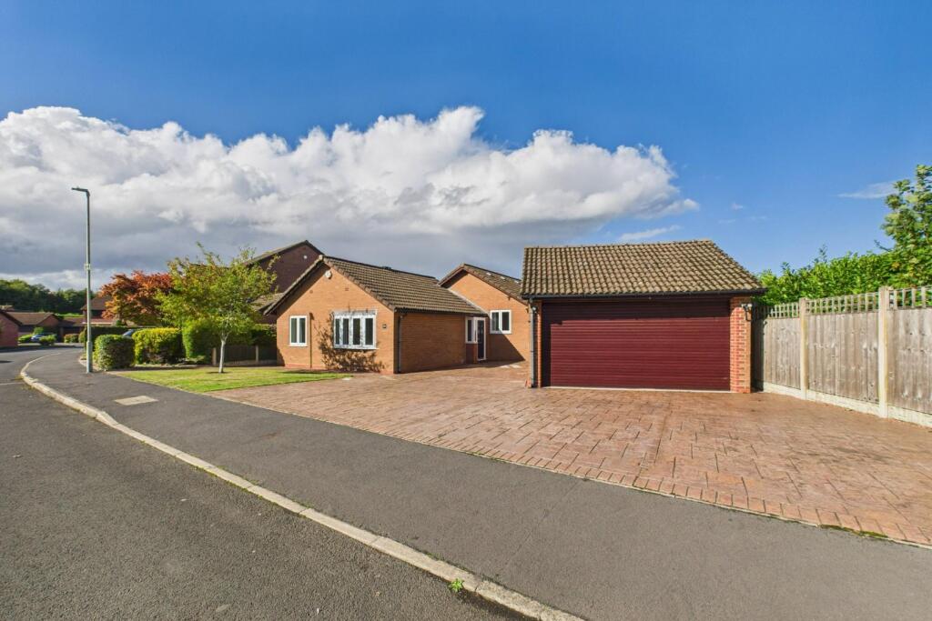 Main image of property: Melrose Avenue, Stourbridge, DY8 2LE