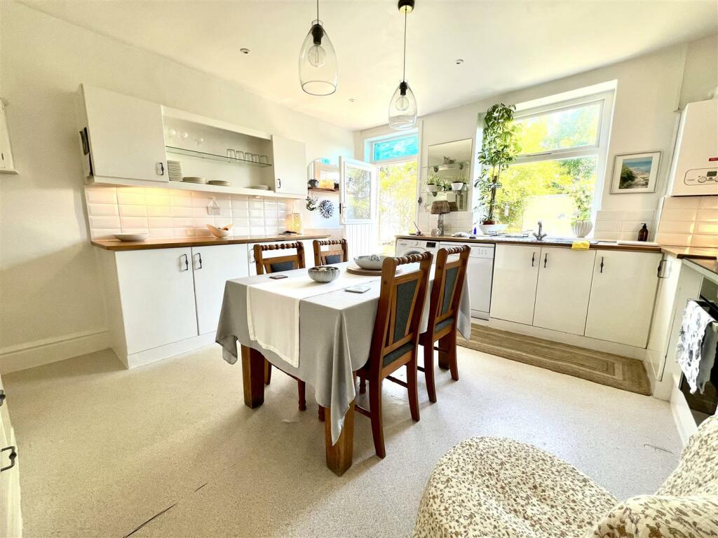 Additional property image - Main Street, Haworth, Keighley