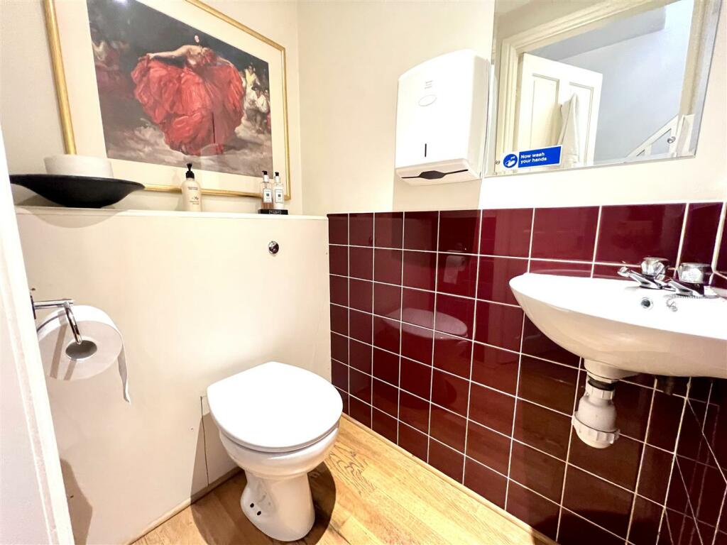 Additional property image - Main Street, Haworth, Keighley