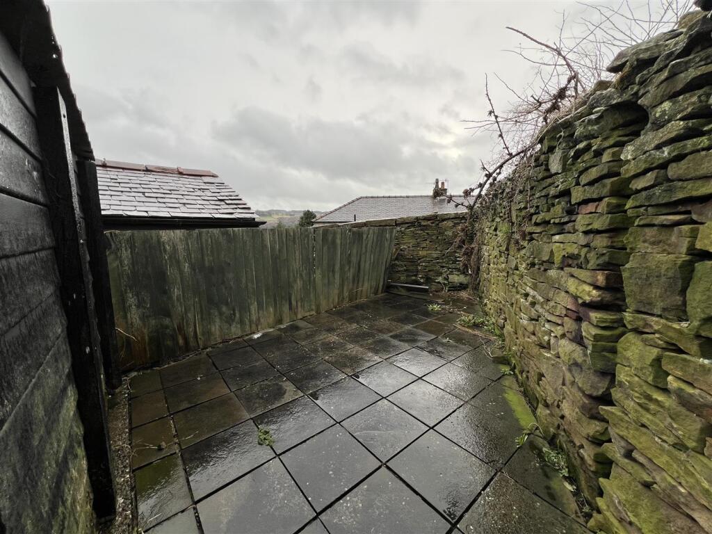 Additional property image - Exley Mount, Keighley