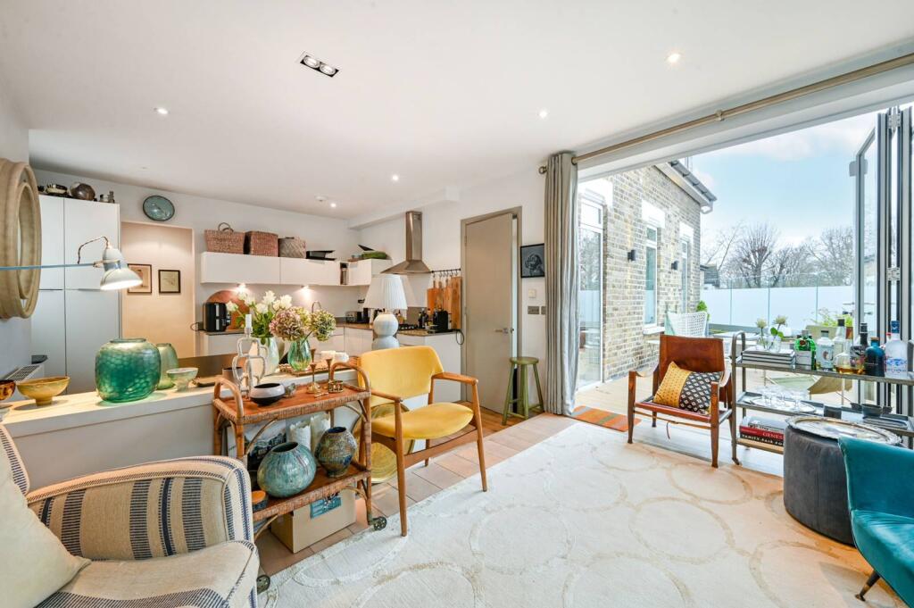 Main image of property: Chiswick Common Road, Turnham Green, London, W4