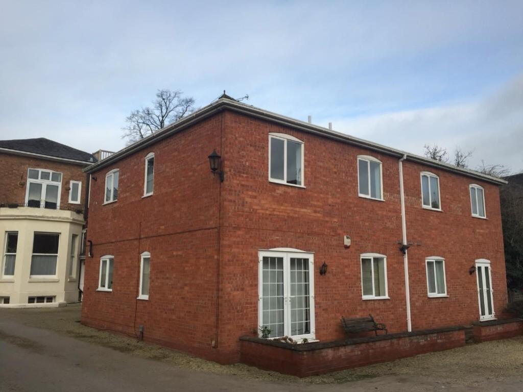 Main image of property: Willes Road, Ravensgate House, The Garden Apartments, Leamington Spa, CV31 1BY