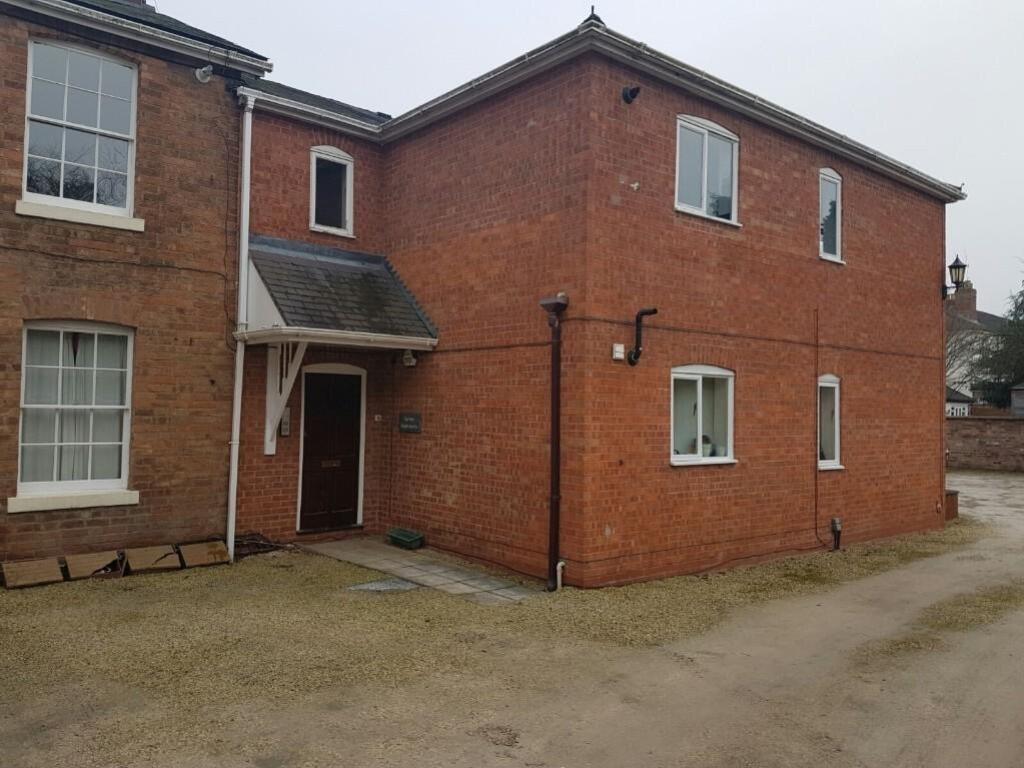 Main image of property: Willes Road, Ravensgate House, The Garden Apartments, Leamington Spa, CV31 1BY