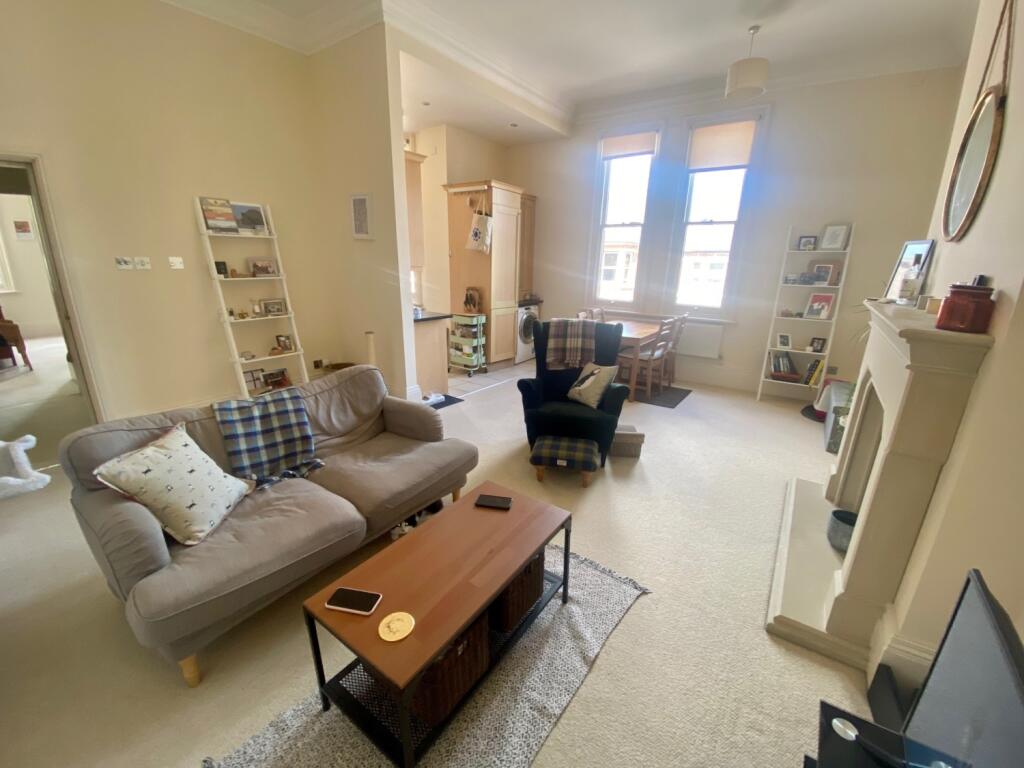 2 bedroom flat for sale in Milverton Terrace, Leamington Spa, CV32 5BE, CV32