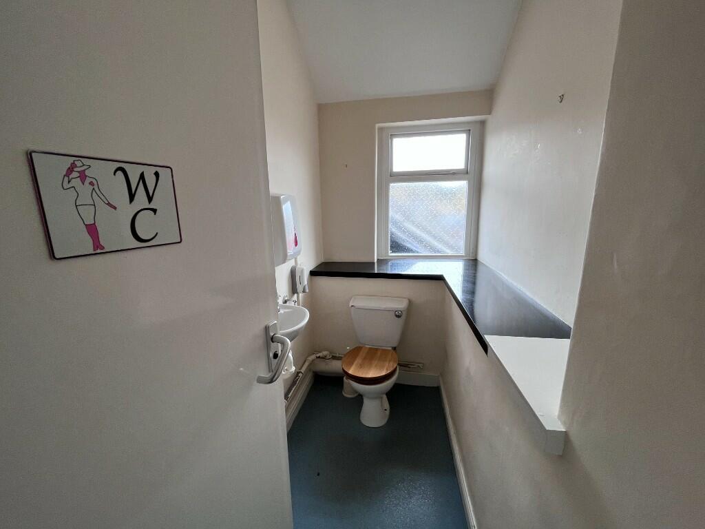 Additional property image - King Street, Bakewell, Derbyshire, DE45 1DZ