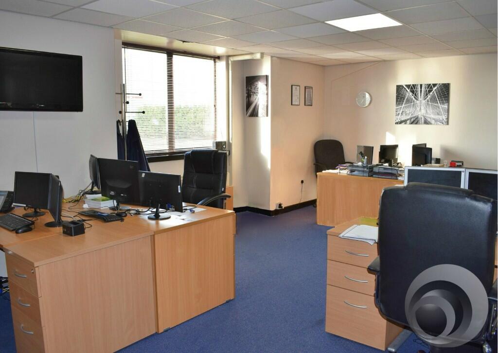 Main image of property: Obsidian Offices, Chantry Court, Chester, CH1 4QN