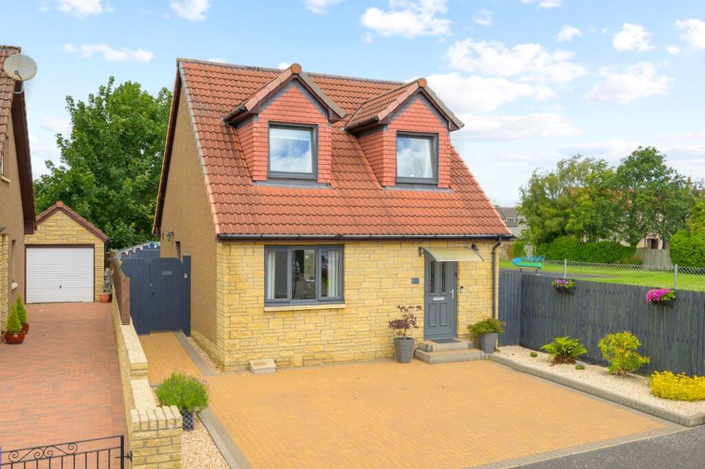 Main image of property: Standalane, Kincardine, FK10