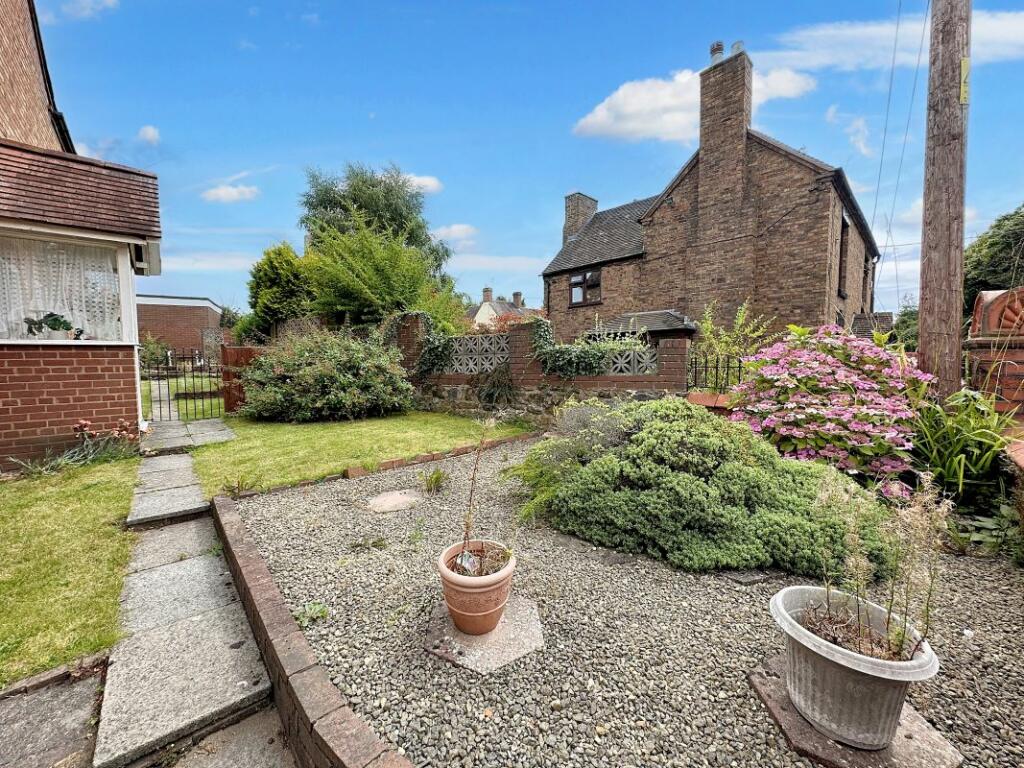 2 bedroom end of terrace house for sale in 22 Southall Road, Dawley