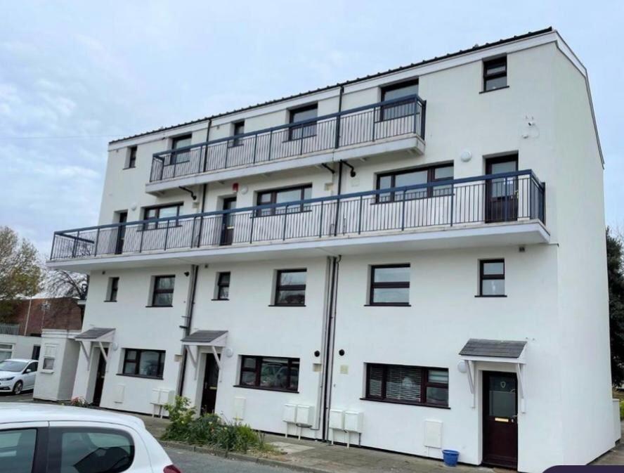 Main image of property: Admirals Gate, 1 Raglan Road, Plymouth, Devon, PL1 4NQ