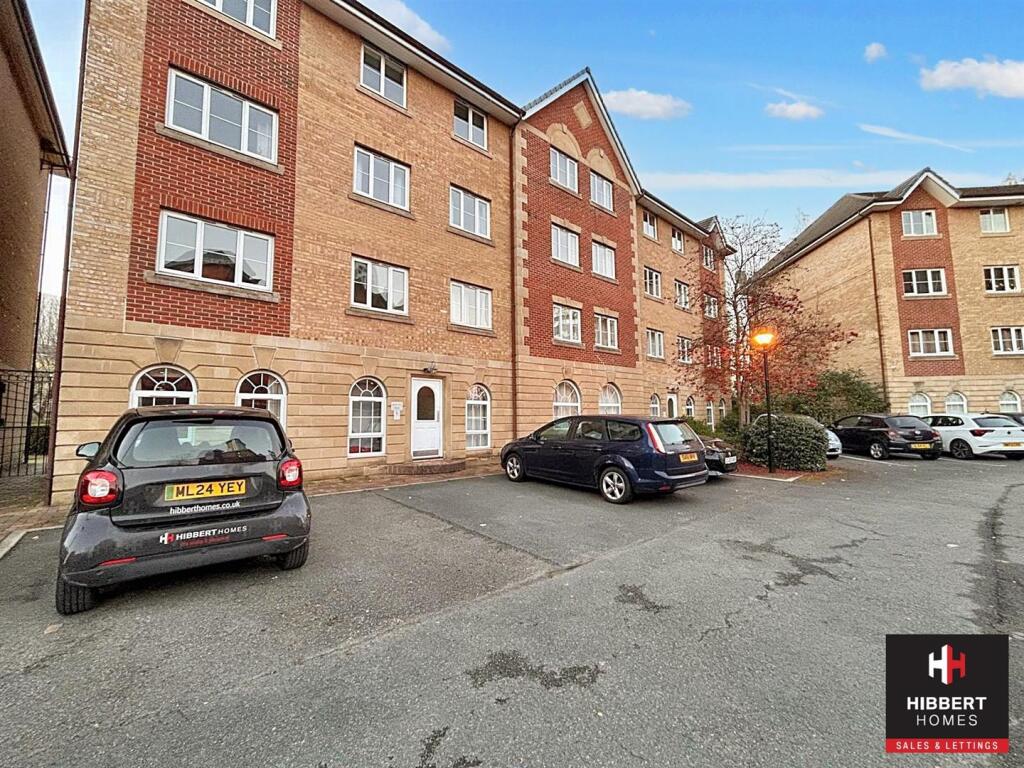 Main image of property: Labrador Quay