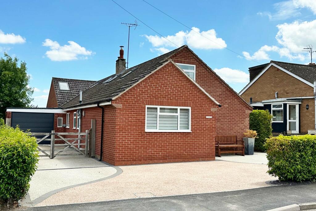 Main image of property: Heatherton, Upper Street, Defford, Worcester, Worcestershire