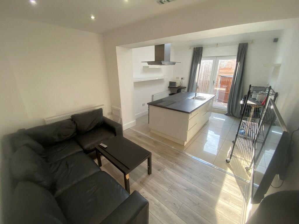 Main image of property: 1 Bulwer Road, Nottingham, Nottinghamshire, NG7