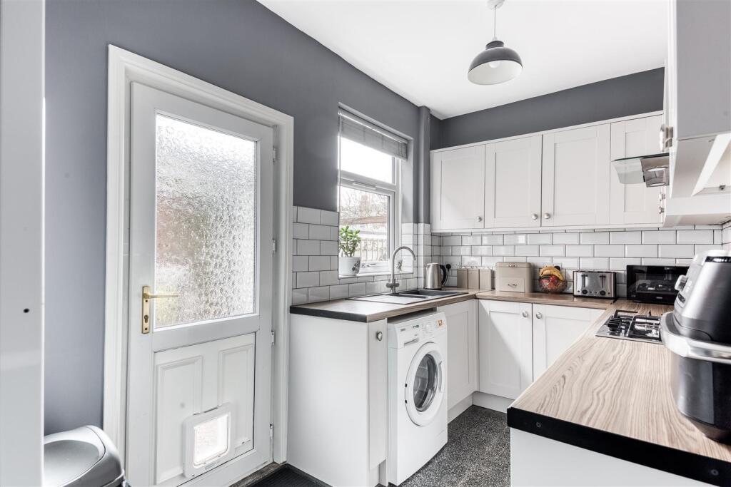 Additional property image - Wade Avenue, Littleover, Derby