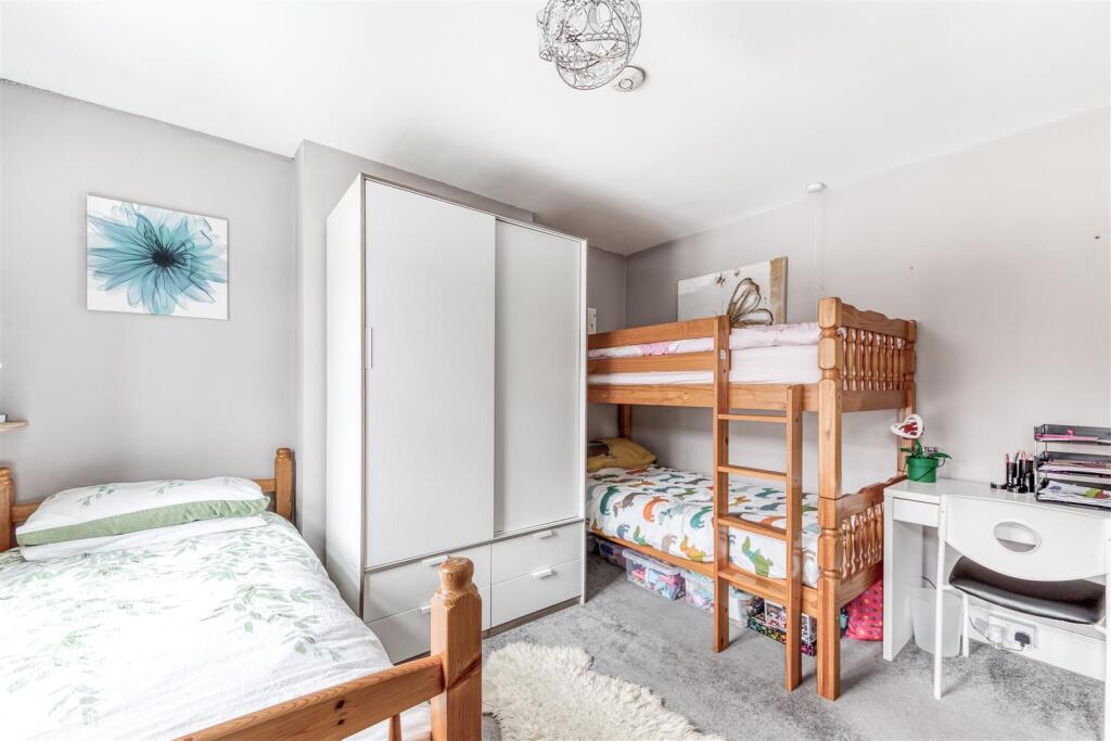 Additional property image - Wade Avenue, Littleover, Derby