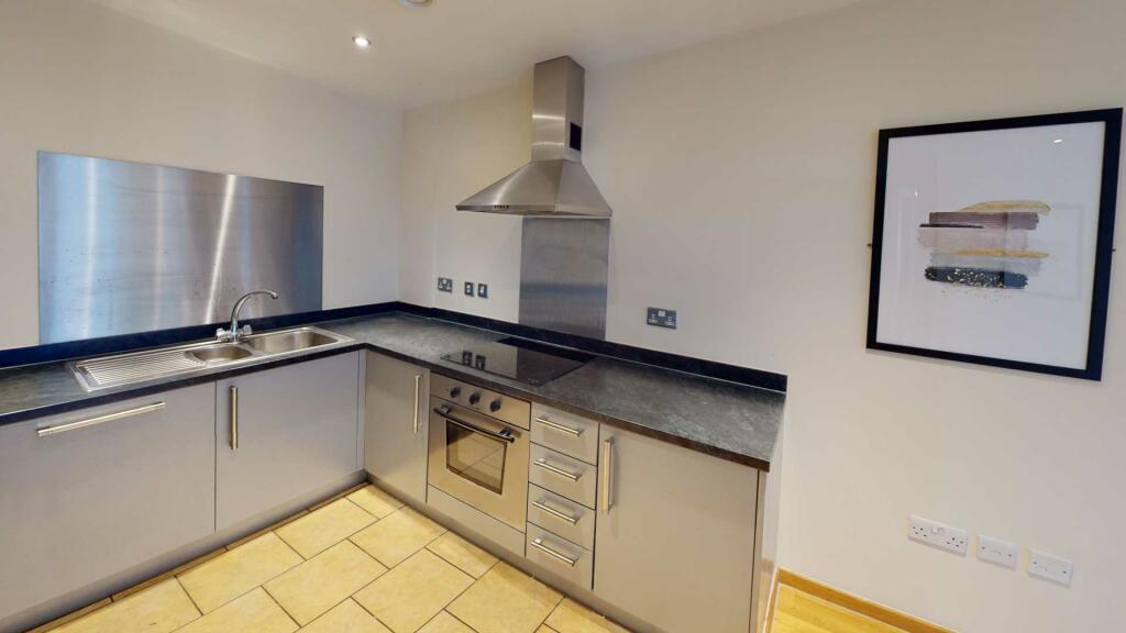 2 bedroom apartment for sale in Oldham Street, Liverpool, L1