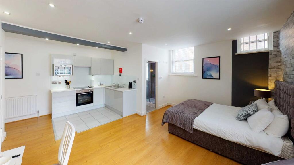 Main image of property: Dale Street, Liverpool
