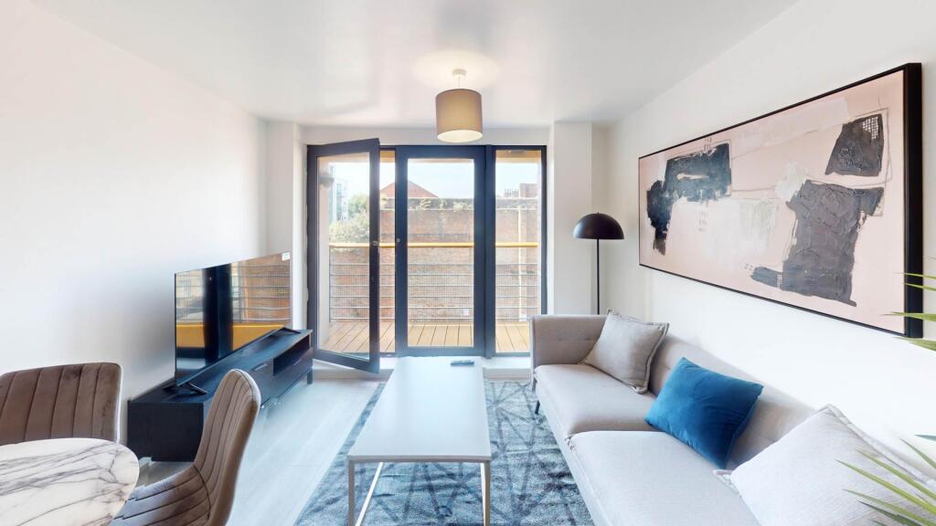 Main image of property: Manhattan Place, 12 Madison Square