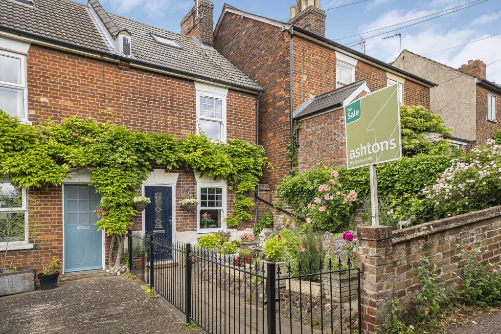 Main image of property: Kershaws Hill, Hitchin, SG4