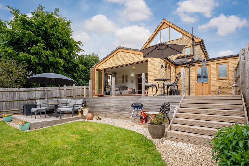 Main image of property: Newlands, Kings Sutton - NO ONWARD CHAIN