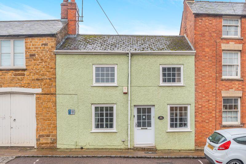 Main image of property: High Street, Deddington - NO ONWARD CHAIN